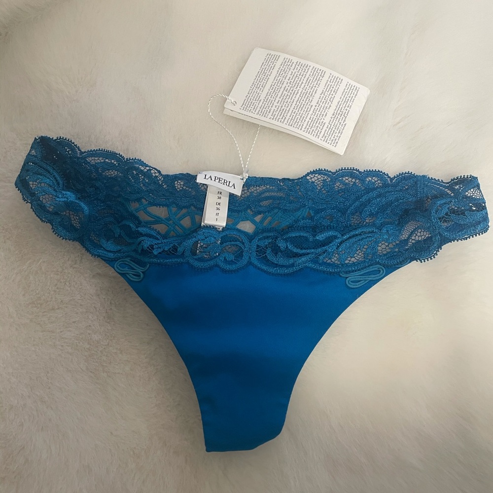 NWT La Perla Macrame and Lace Teal Thong